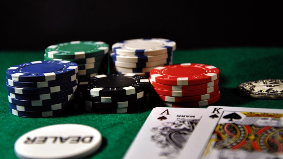 Guide to Playing Card Games in Thailand