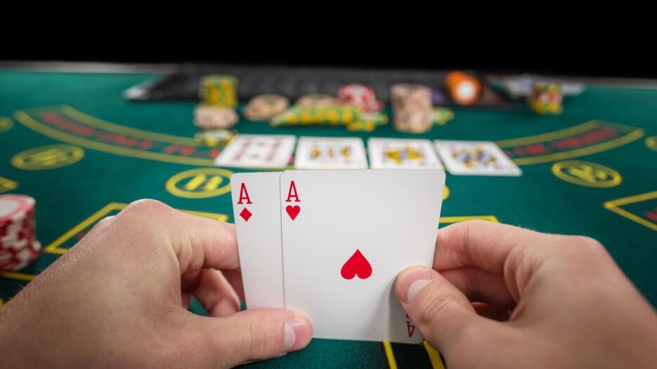 The Role of Card Counting in Casino Advantage Play