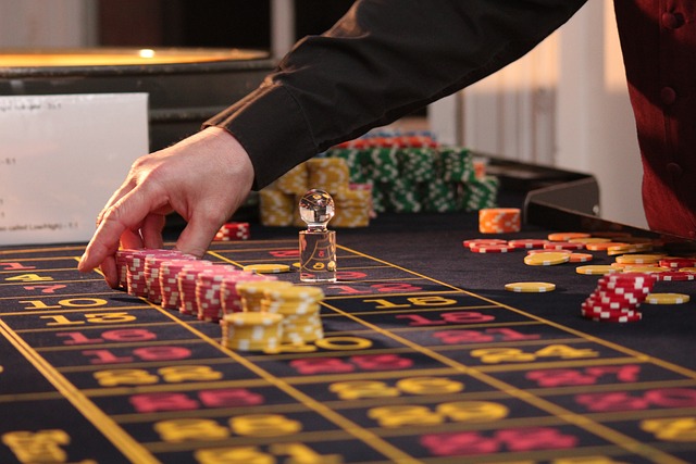 How to Balance Work-Life as a Casino Dealer