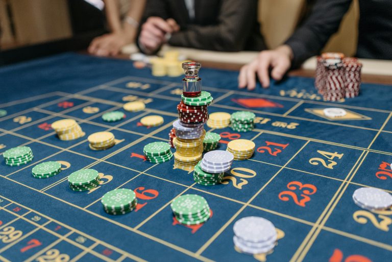 Should You Increase Bets After a Win?
